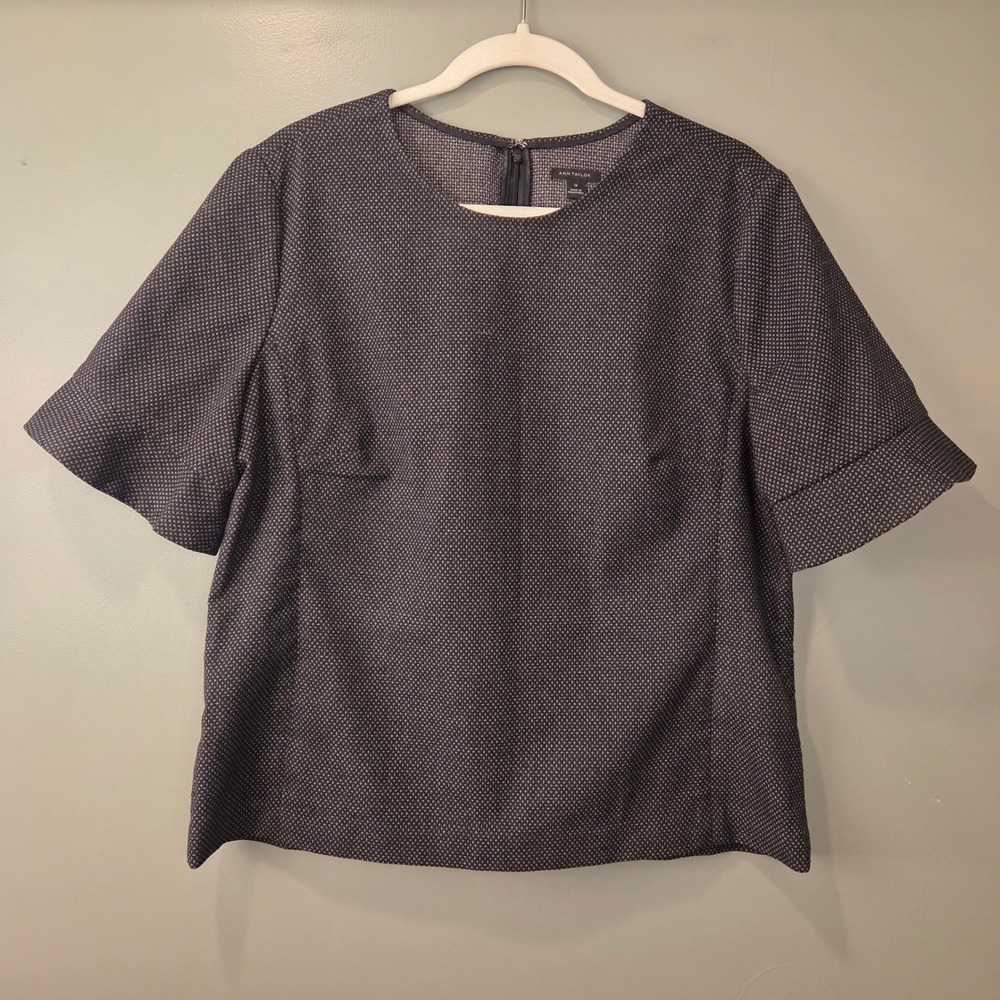 Ann Taylor Women's Ruffle Half Sleeve Knit Blouse Size 14 Career Professional